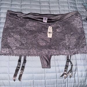 Victoria's Secret Purple Lace Garter Belt NWT